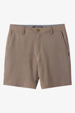 Boy's Reserve Light Check 18" Hybrid Shorts - Brown | O'Neill