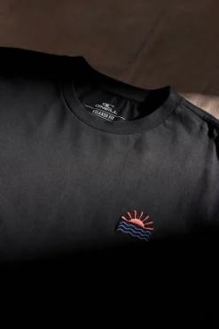 East Cliff Heavy Weight Tee - Black | O'Neill