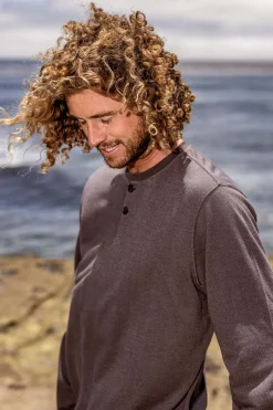 East Cliff Transition Shirt - Graphite | O'Neill