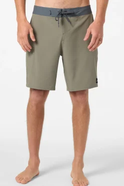 Hyperfreak Heat Solid 19" Boardshorts - Mulled Basil | O'Neill