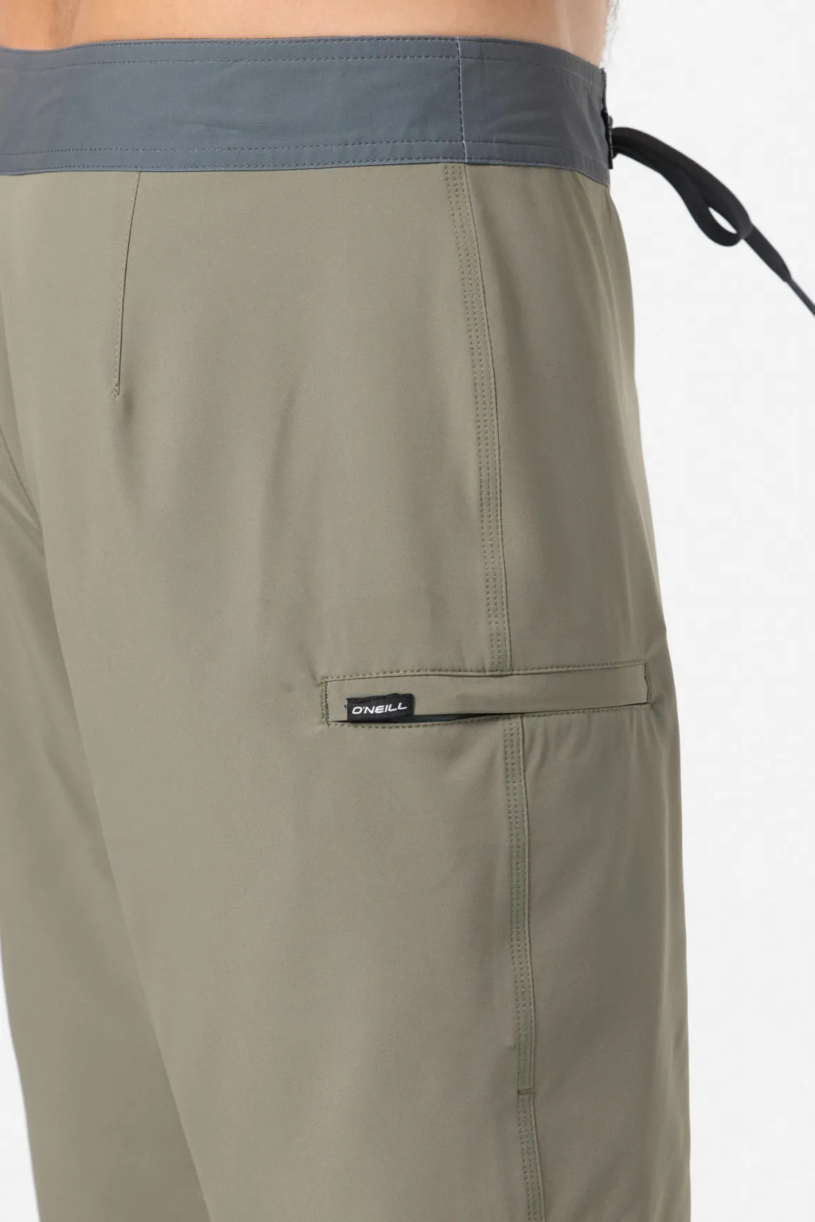 Hyperfreak Heat Solid 19" Boardshorts - Mulled Basil | O'Neill