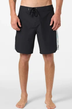 Hyperfreak Tech Panel 18" Boardshorts - Black | O'Neill