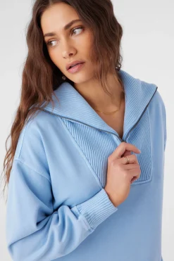 Karma Mock Zip Crew Neck Fleece - Chambray | O'Neill