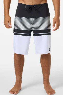 Lennox Stripe 21" Boardshorts - White | O'Neill