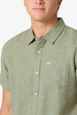 O'Riginals Eco Print Standard Standard Fit Shirt - Clover | O'Neill