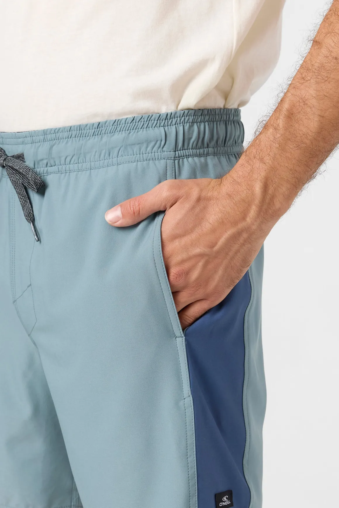 Perform Light Tech Panel Lined Elastic Waist 17" Hybrid Shorts - Trooper | O'Neill