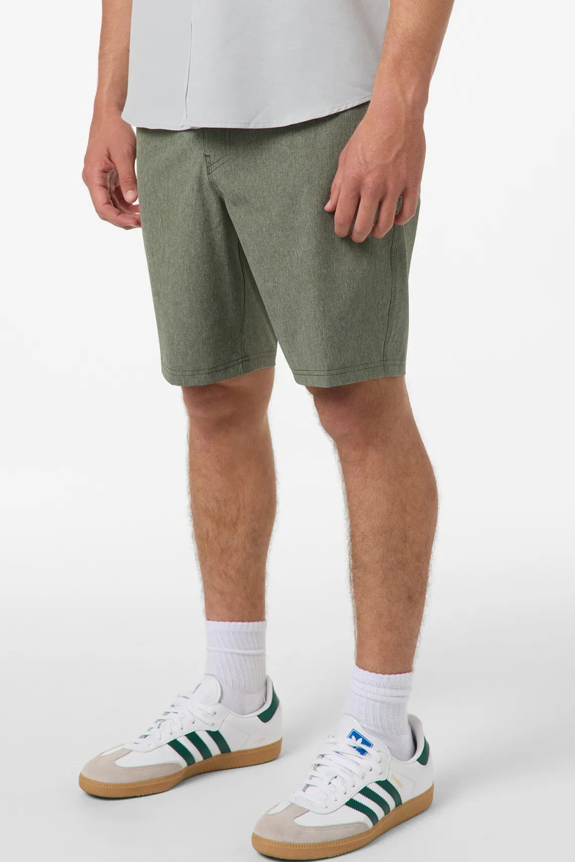Reserve Heather 19" Hybrid Shorts