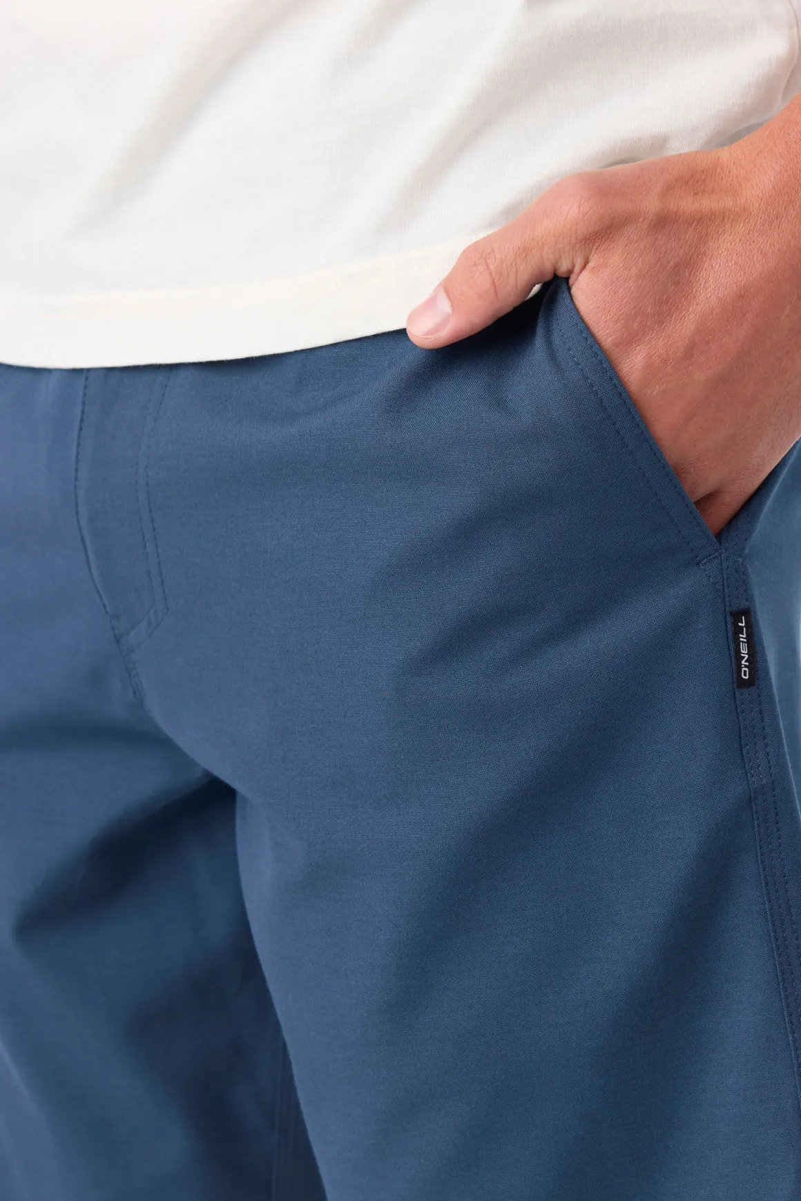 Reserve Light Check 19"'' Hybrid Shorts - Navy | O'Neill