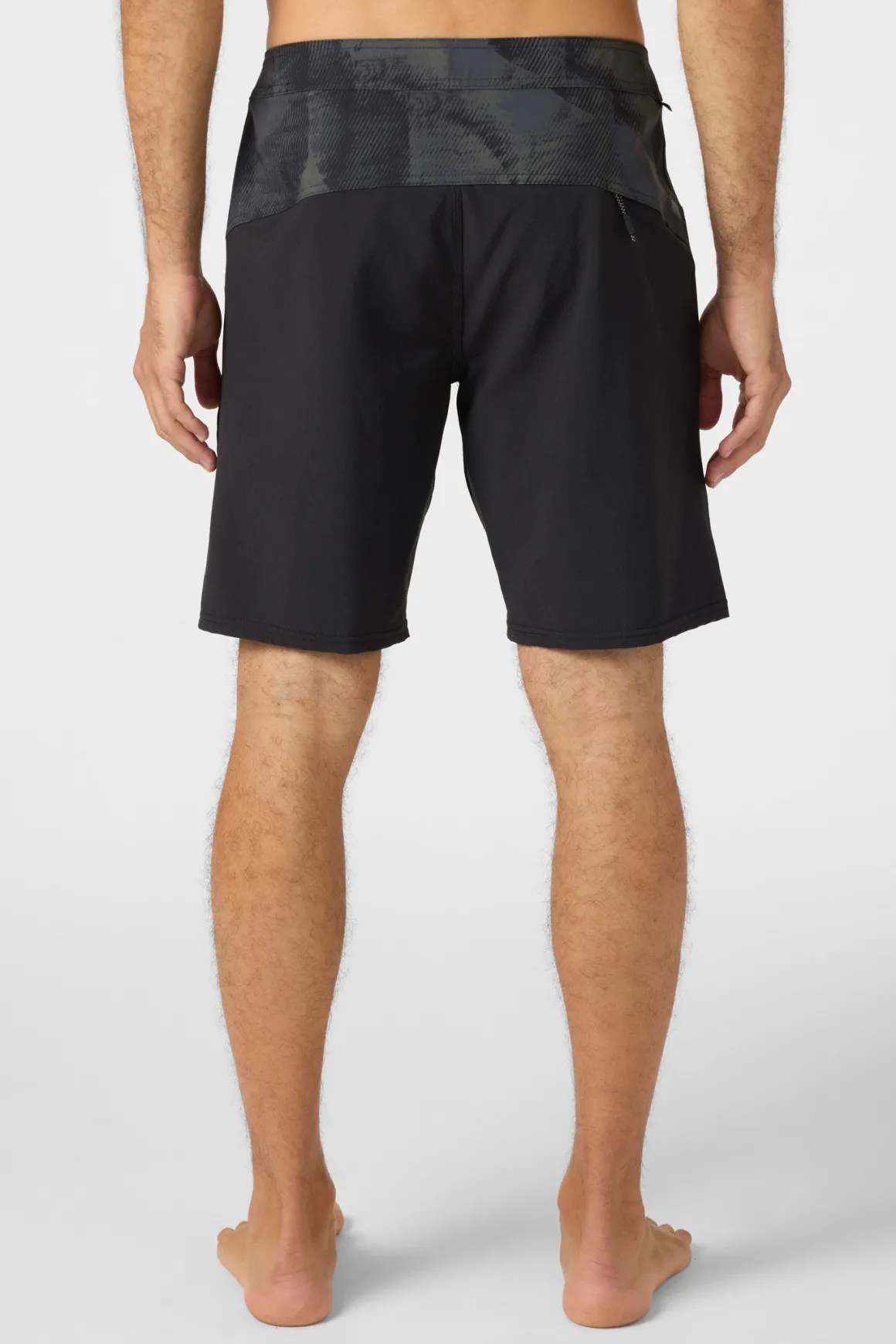 TRVLR Enduro 19" Boardshorts - Army | O'Neill