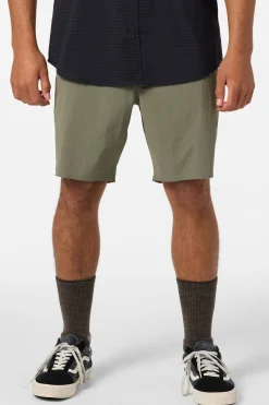 TRVLR Halfback Hybrid 18"'' Hybrid Shorts - Dark Olive | O'Neill