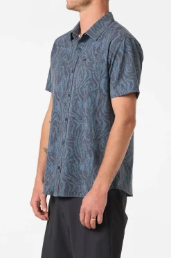 TRVLR Upf Traverse Standard Woven Shirt Standard Fit Shirt - Dark Shadow | O'Neill