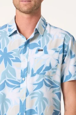 Upf Slub Standard Wvn Shirt Standard Fit Shirt - Baby Blue | O'Neill