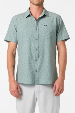 Upf Slub Standard Wvn Shirt Standard Fit Shirt - Sage | O'Neill